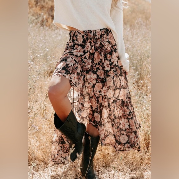 Promesa Dresses & Skirts - NWT Promesa Floral Print Asymmetrical High Low Hi/Lo Smocked Maxi Skirt